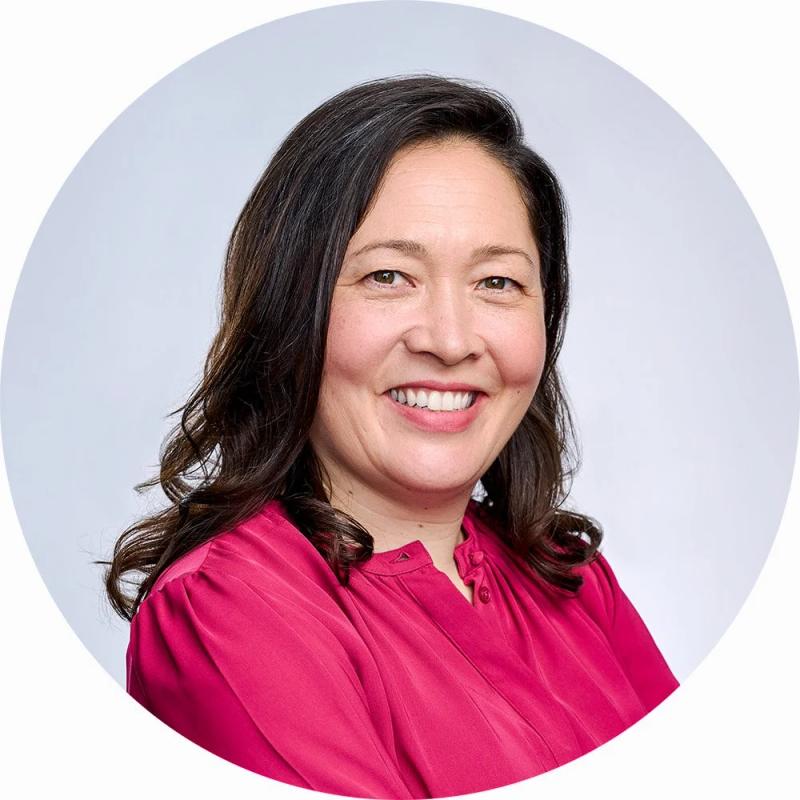 Christine Executive Portrait for LinkedIn and business profiles.